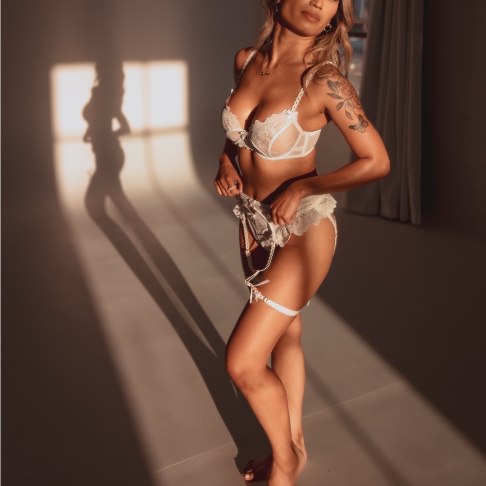 Lounge Underwear Imogen Lingerie Set